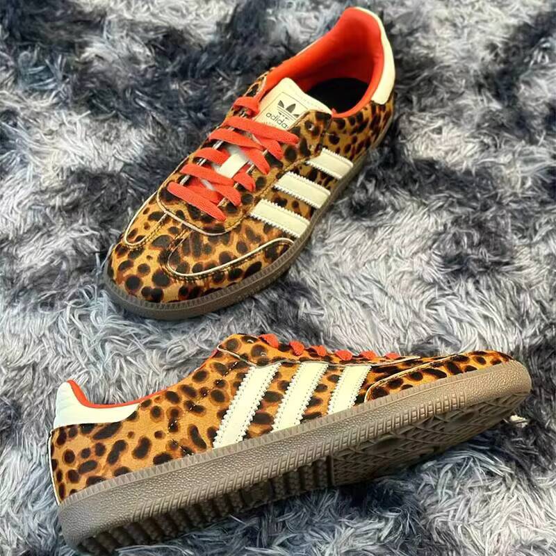 アディダス女性サンバ OG トレフォイル ロートップ カジュ - Street Fashion Adidas のレビューと価格
