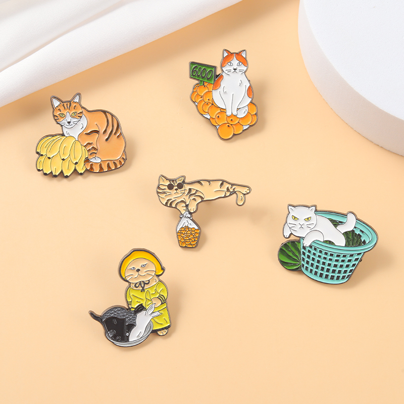 男の子用の猫の形をしたエナメルピン,クールな子猫,ベンダーの - Street Fashion Vendors のレビューと価格