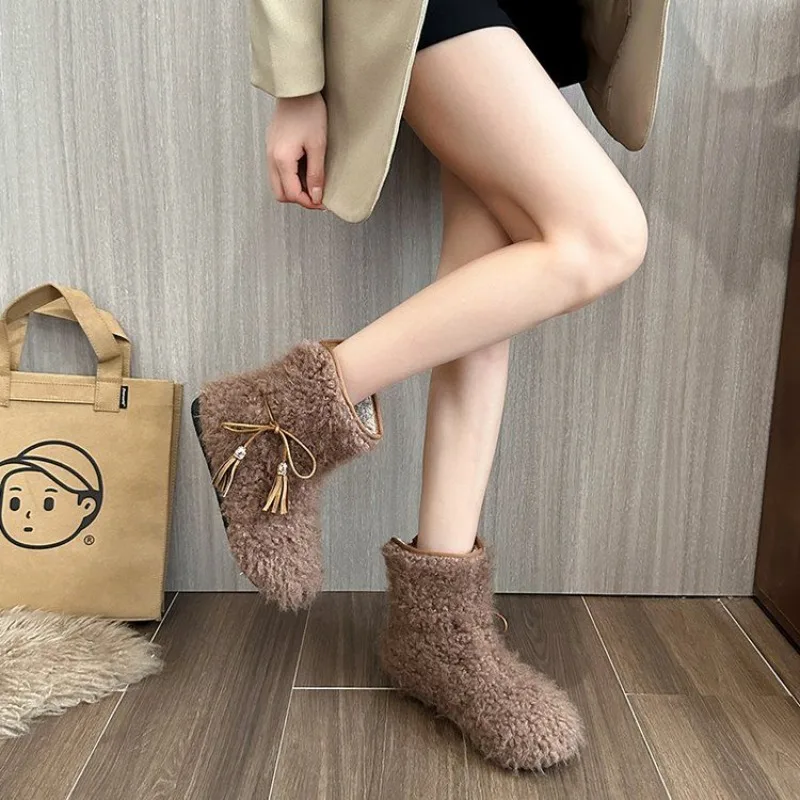 無地のフリース裏地付きホワイトレディースシューズ、暖かいフラ - Street Fashion Online のレビューと価格