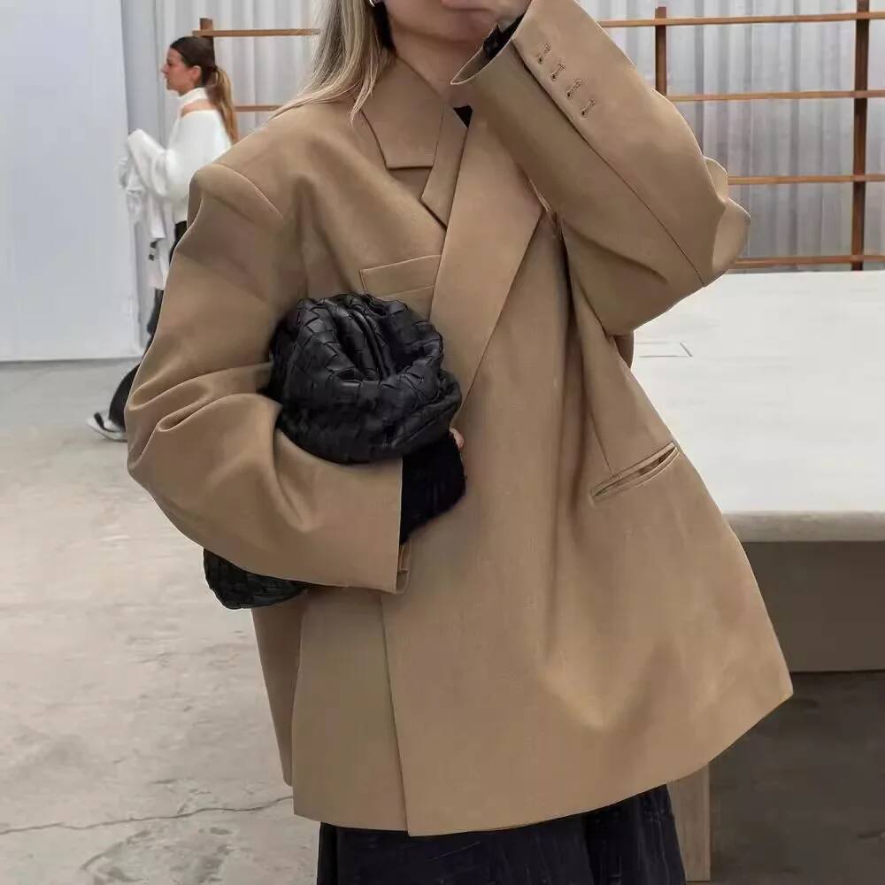 ファッションブレザーコート女性長袖ラペルサイドボタンスーツジ - Street Fashion Taiwan のレビューと価格