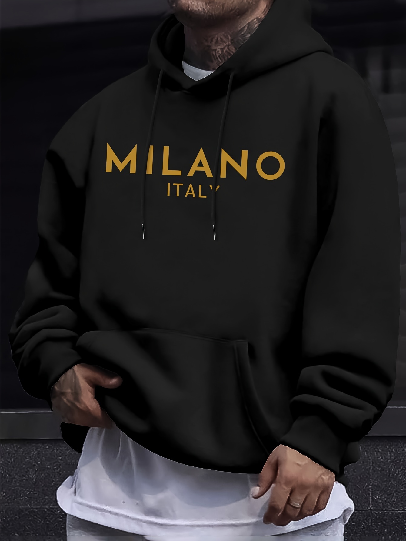 ミラノレター男性女性パーカープルオーバーアウトドアストリート - Street Fashion In Milan のレビューと価格